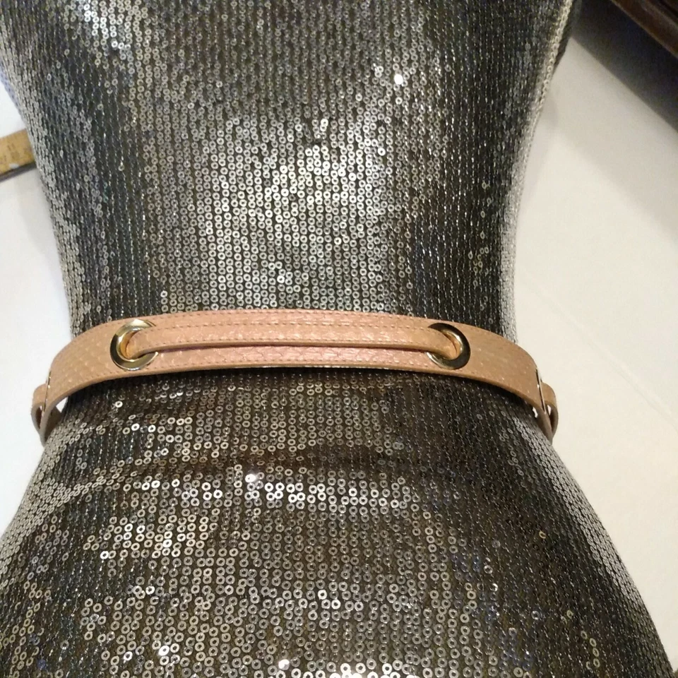 Nuevo Cinturón Jimmy Choo Rosa Croc Mujer Talla Largo 36" Ancho 1". Foto 4 de 4