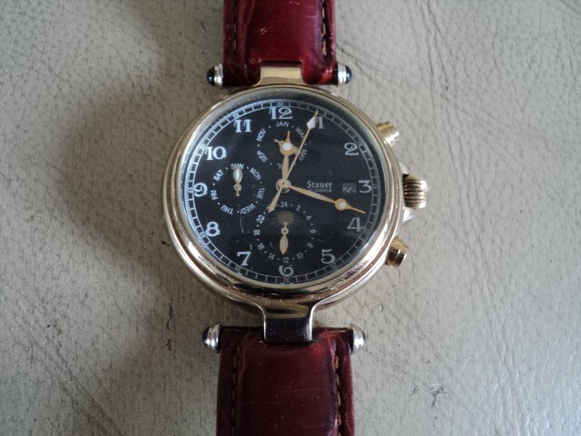 Picture 1 of 10