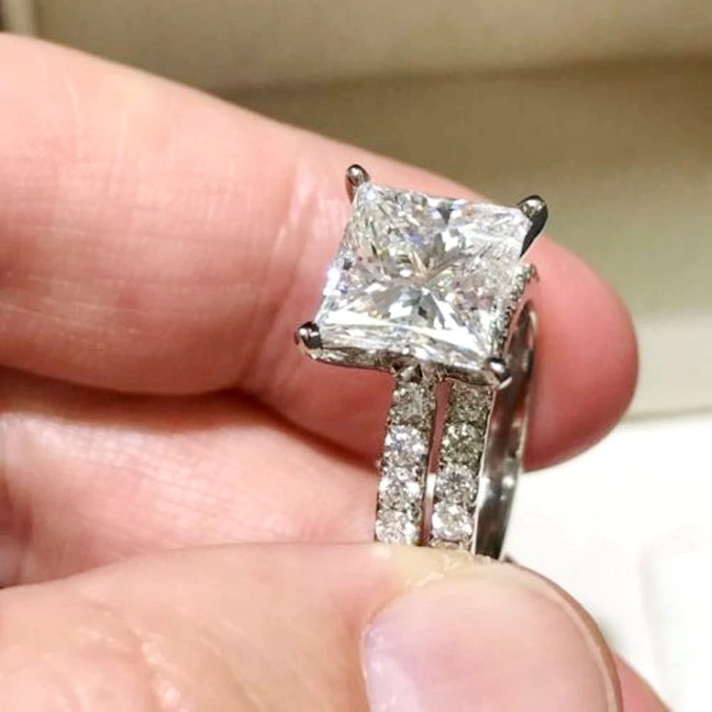 Moissanite rings 5.6 online carat
