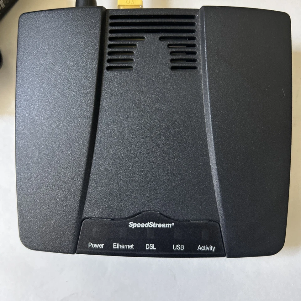 SIEMENS Speedstream 4200 Ethernet USB ADSL Modem-Power Supply & Ethernet cord - Image 2 of 4
