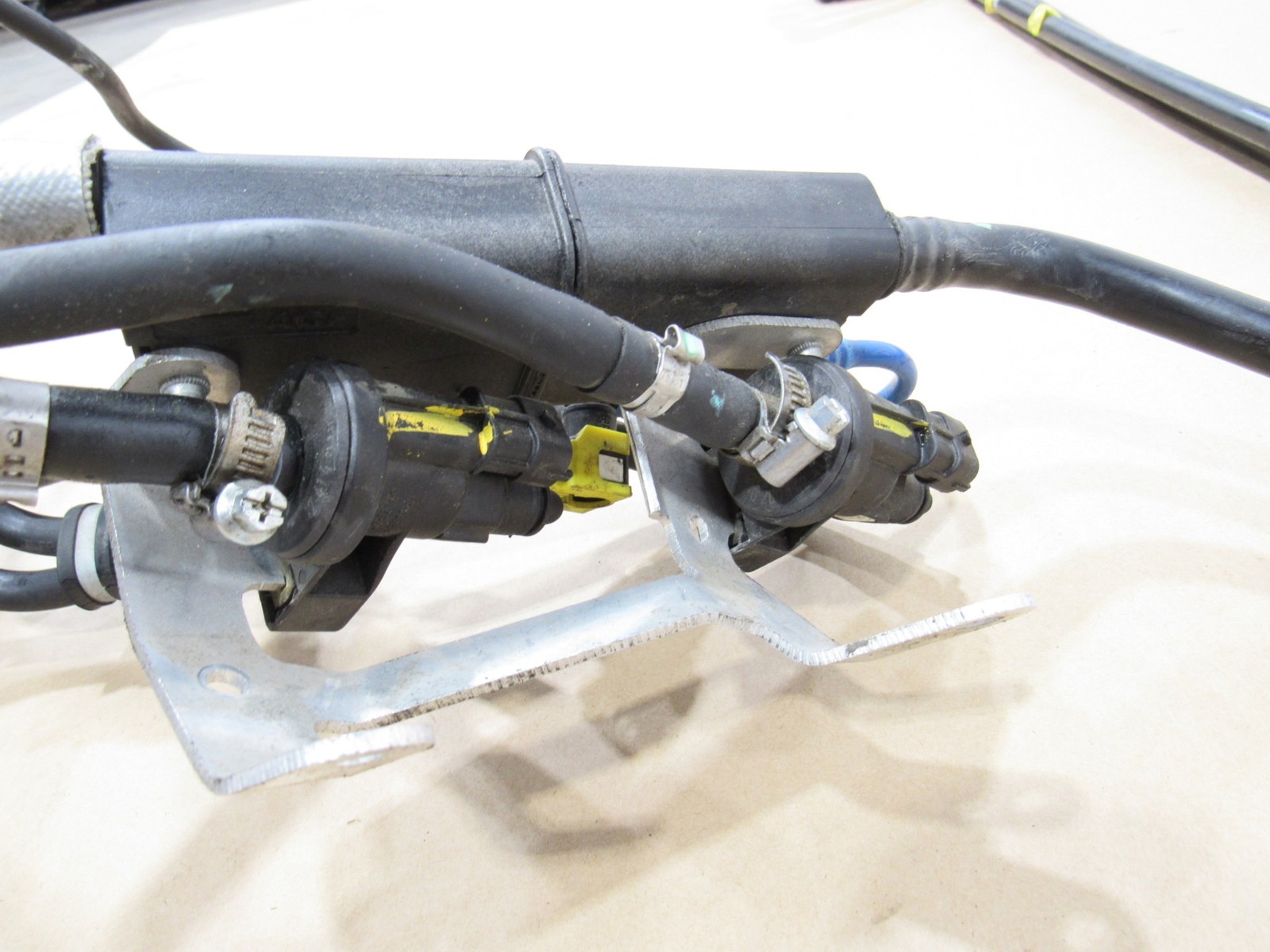 Ferrari 458 Italia 2011 Vapor Separator Hose Pipe Line Tube Set 09-15 ;:Y