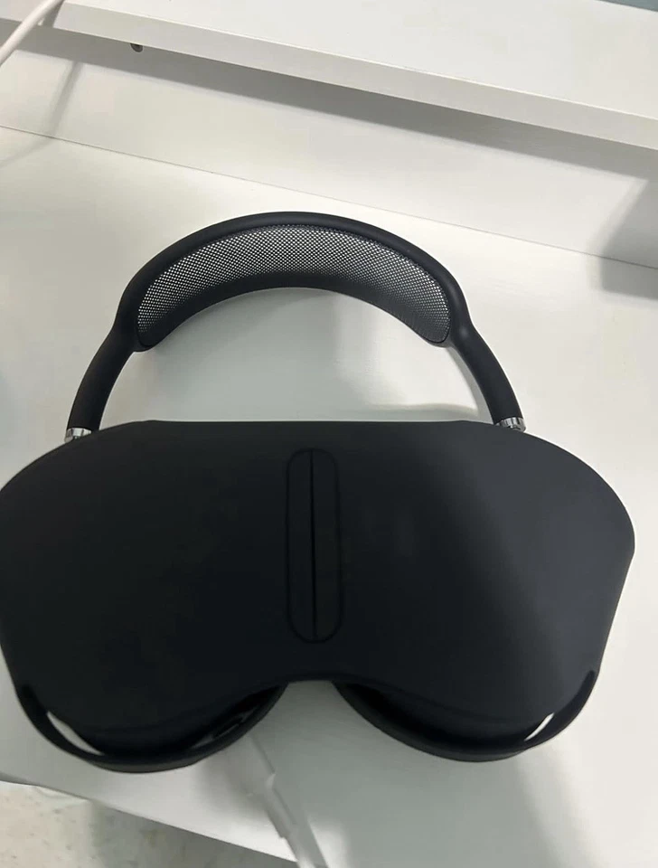 Auriculares Apple AirPods Pro Max Midnight Foto 2 de 3