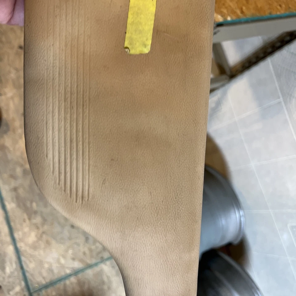 1965 Falcon Fordor 4 Door Post LH Sunvisor - Image 3 of 4