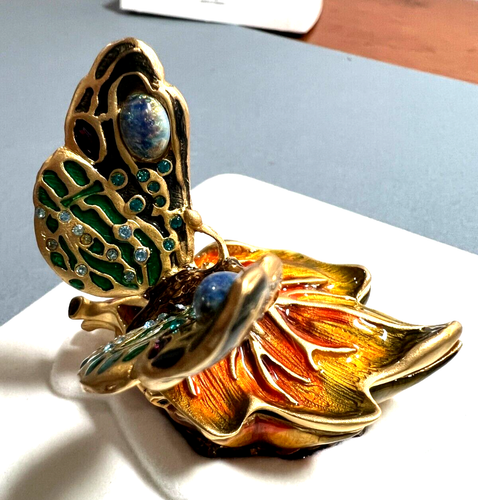 Estee Lauder Intuition 2003 Bejeweled Butterfly Compact; J Strongwater; firmato - Foto 6 di 15