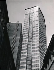 Photographie architecture Libor Sir tour tirage argentique époque vers 1960