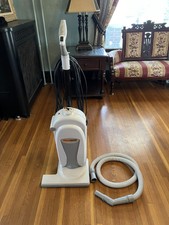 Electrolux Lux 4000 U140A Upright 