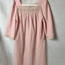 Vintage Vanity Fair Women's Pink Fleece Nightgown Lace Fairy Babydoll Cottage