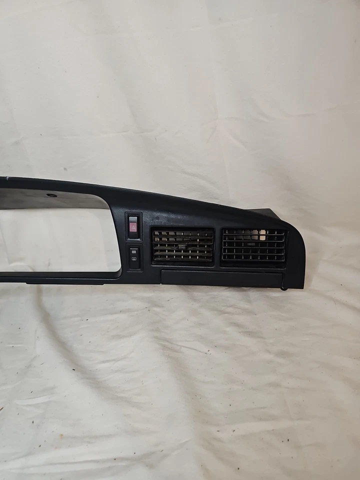 1989 - 1995 年丰田 4Runner 拾音器仪表板挡板通风杯架原始设备制造商 55411-89109 — 第 3/4 张图片