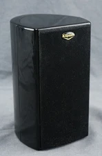 Klipsch HD Home Theater 500  Black Wired Satellite Surround Speaker working