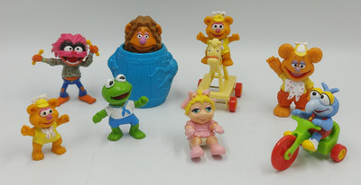 8 Muppets Figure Lot Vintage & Recent Fozzie Bear Kermit Miss Piggy Animal Gonzo