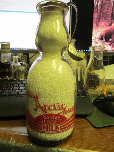Detroit, Mich. Arctic Dairy JERSEY TRPQ Creamtop Milk Bottle AND Spoon MICHIGAN