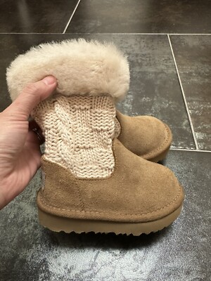 tan sweater uggs