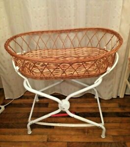 Berceau Lit Vintage Bebe Couffin En Rotin Osier Ebay