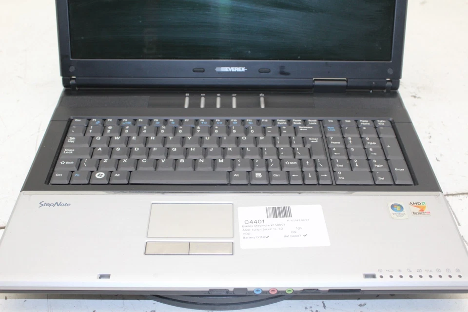 Portátil Everex StepNote XT5000T AMD Turion x2 1 GB de RAM sin disco duro Foto 3 de 4