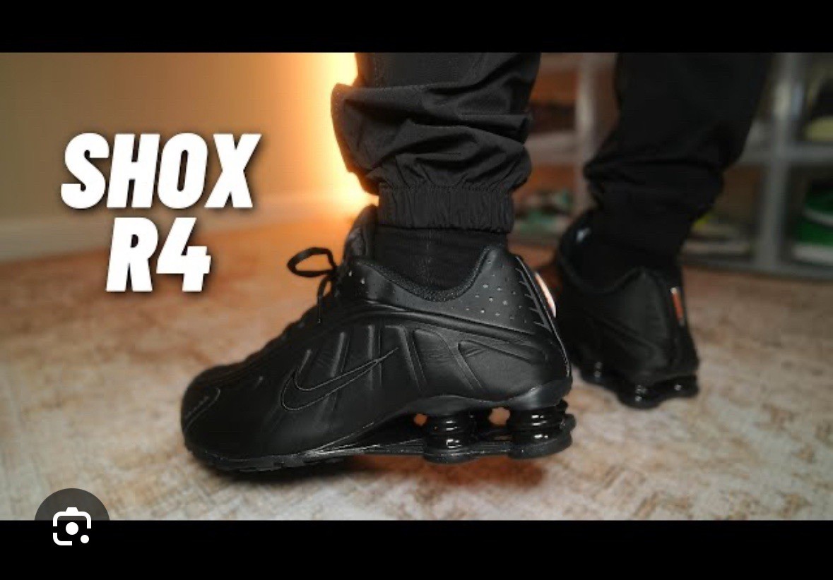 New 10.5 Nike Shox R4 Triple Black Bright Crimson Run HQ1988-001