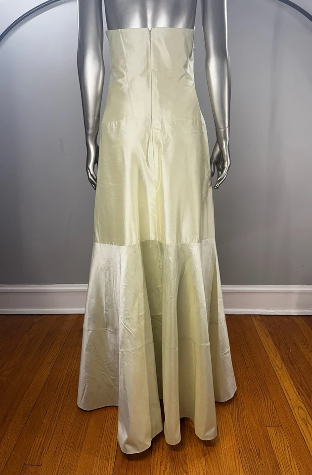 Vestido de seda verde apio talla 6 TARA JARMON Foto 4 de 4