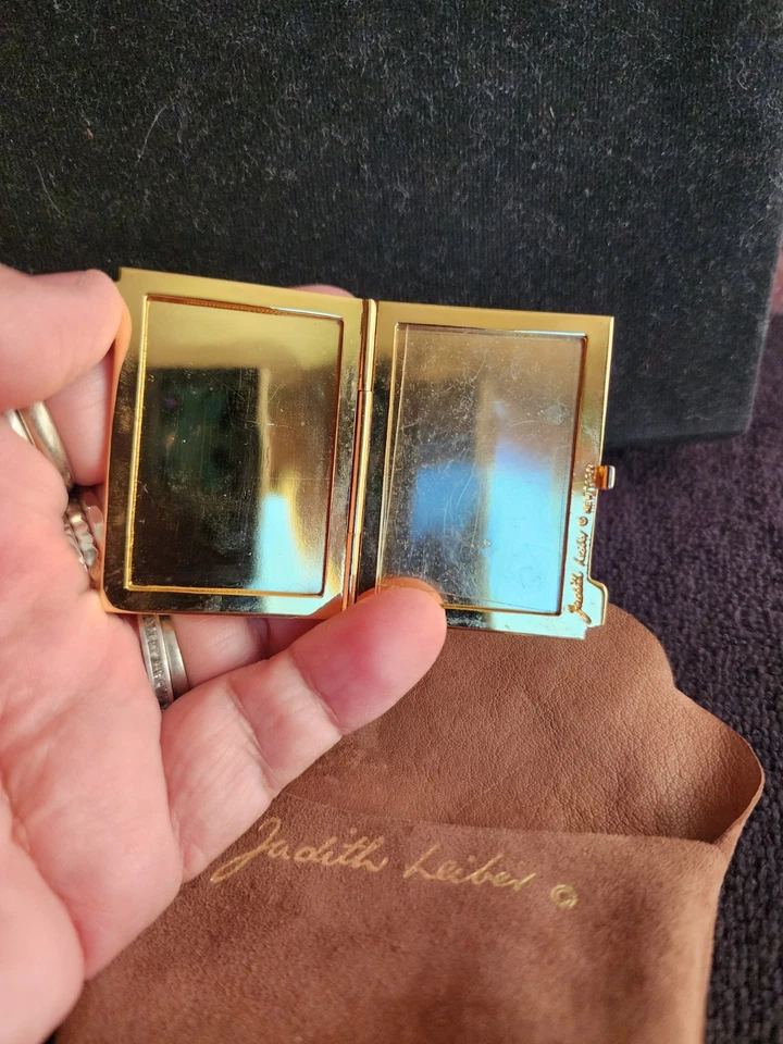 Marco de fotos de viaje en miniatura de cristal rojo Judith Leiber Foto 4 de 4