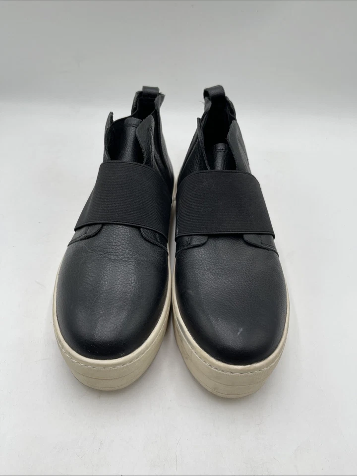 Zapatillas deportivas J/Slides de cuero negras con plataforma media superior para mujer talla 7,5 M Foto 2 de 4