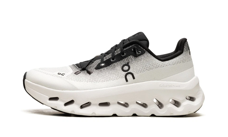 On Running Cloudtilt Black Ivory 3WE10051430 Womens New