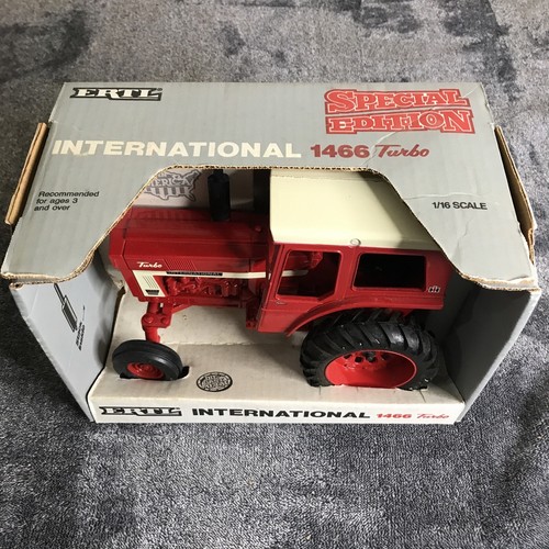 International Turbo 1466 Tractor Special Edition #4622 Vintage 1990 ERTL 1:16 - Picture 17 of 22