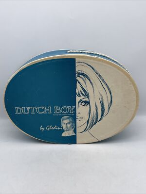 Vintage Dutch Boy Wig in Original Box Hong Kong Dynel 50D Photo Prop Advertising Original 1950 main image 4