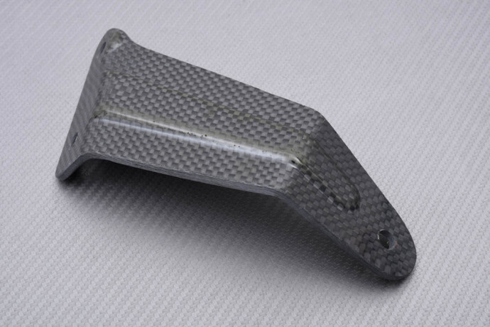 Patte d'échappement Akrapovic en carbone prestigieux pour Suzuki GSXR 600 et 750