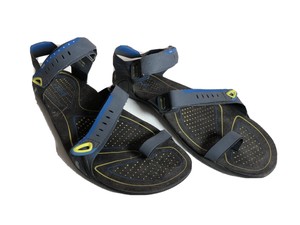 teva minimalist sandals