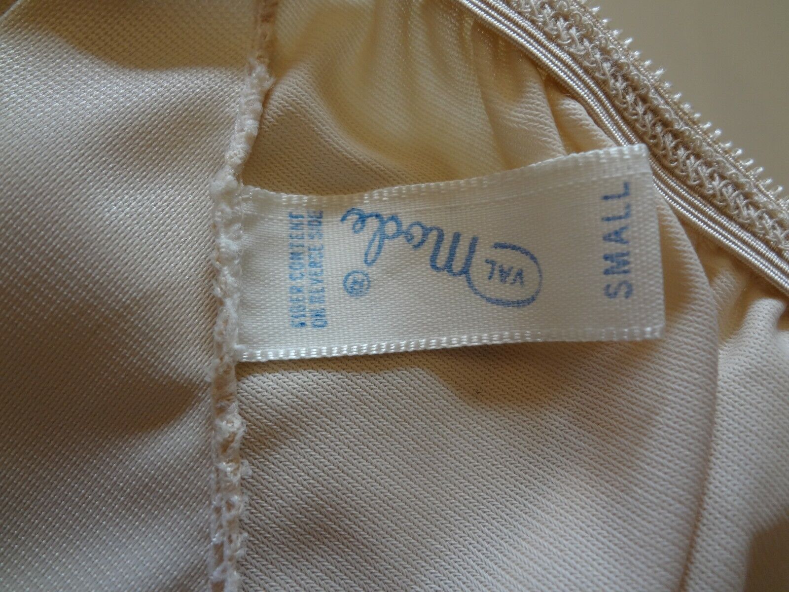 Foto 5 di 6