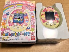 Bandai Tamagotchi mix Sanrio characters ver Yellow Complete Boxed Tested JP Rare