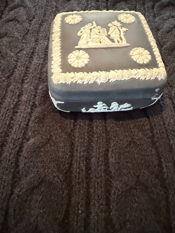 Vintage Wedgwood Lidded Box Jasperware Trinket Box Black & White Classical Cameo