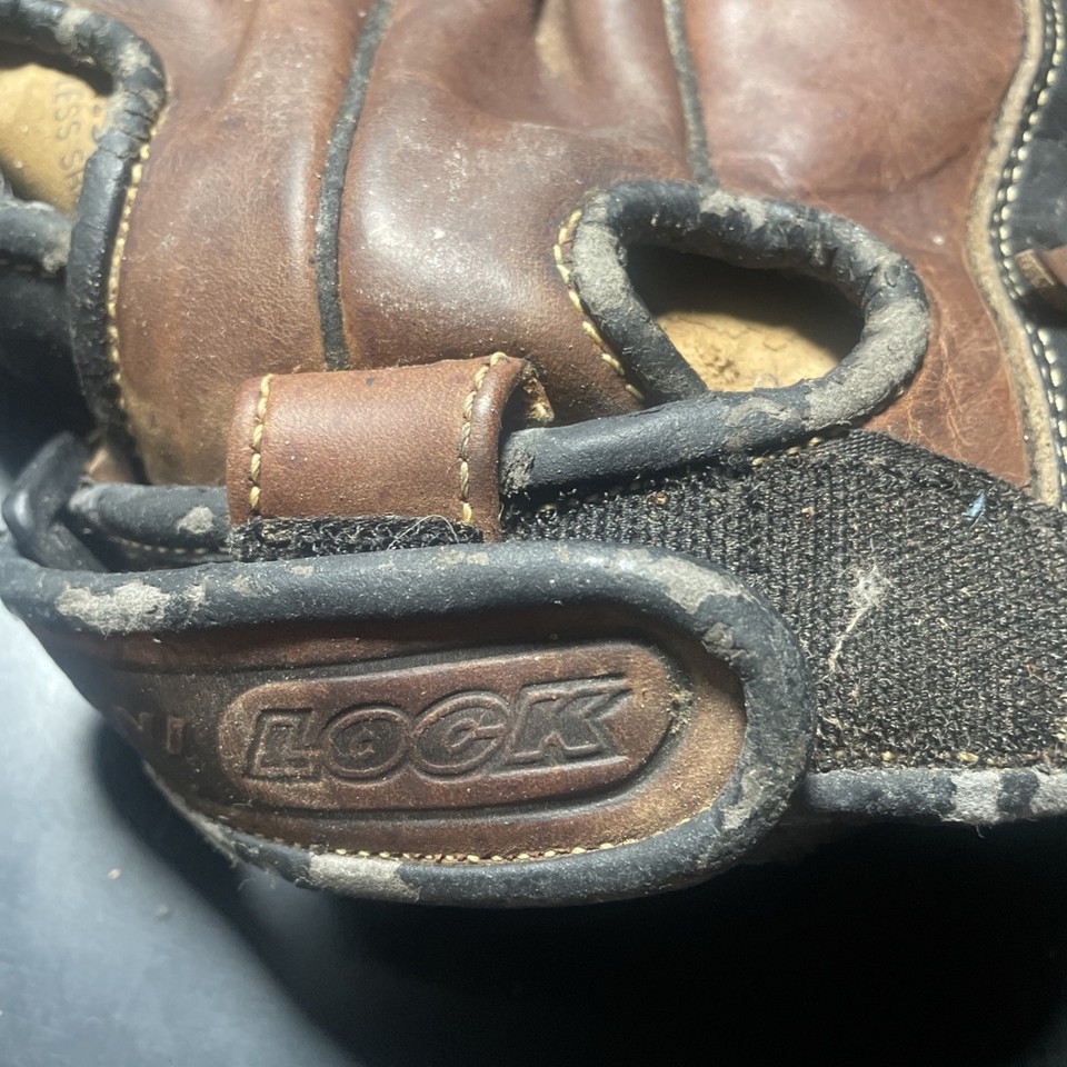 Mizuno MZ 3602 D 13