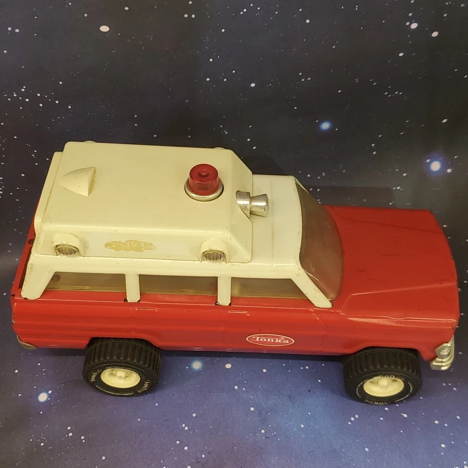 Ambulancia de rescate Jeep de juguete Tonka de colección Grand Cherokee Wagoneer ¡RARA! Cuerpo Rojo 9" Foto 2 de 4