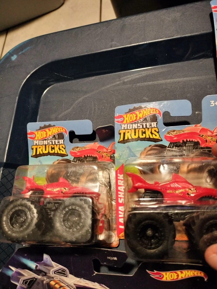 Mattel Hot Wheels Lot New In Box - Image 4 of 4