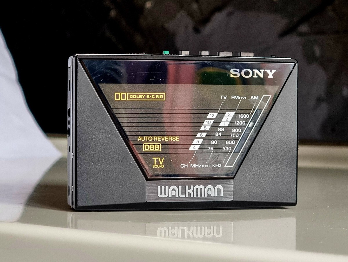 Super Rare Sony Walkman WM-F550C Dolby B+C Radio Cassette Ex-Cond
