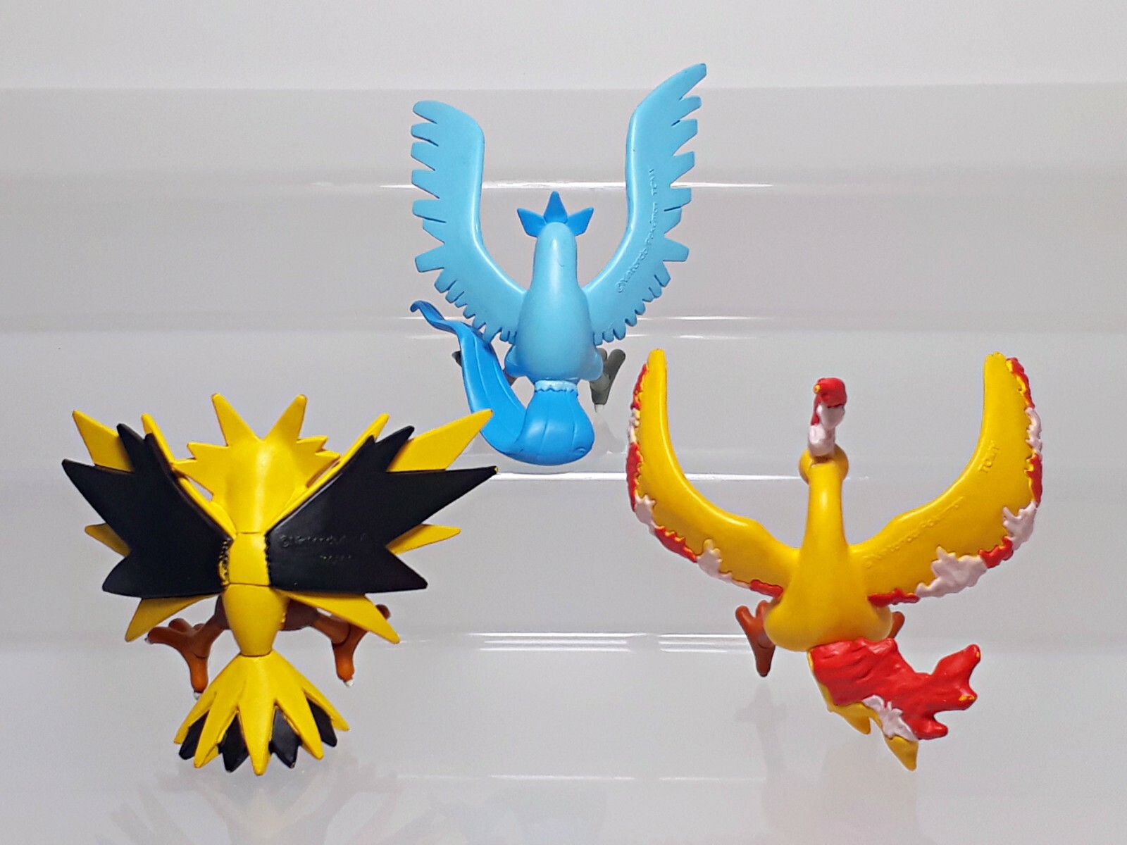 Zapdos Articuno Moltres Pokemon Monster Collection Figure Set Tomy R02  1.7-1.9in