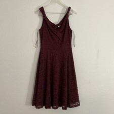 Ladies Dress by Hā¢R Homrain (M) Maroon Lace Thin Strap Knee Length