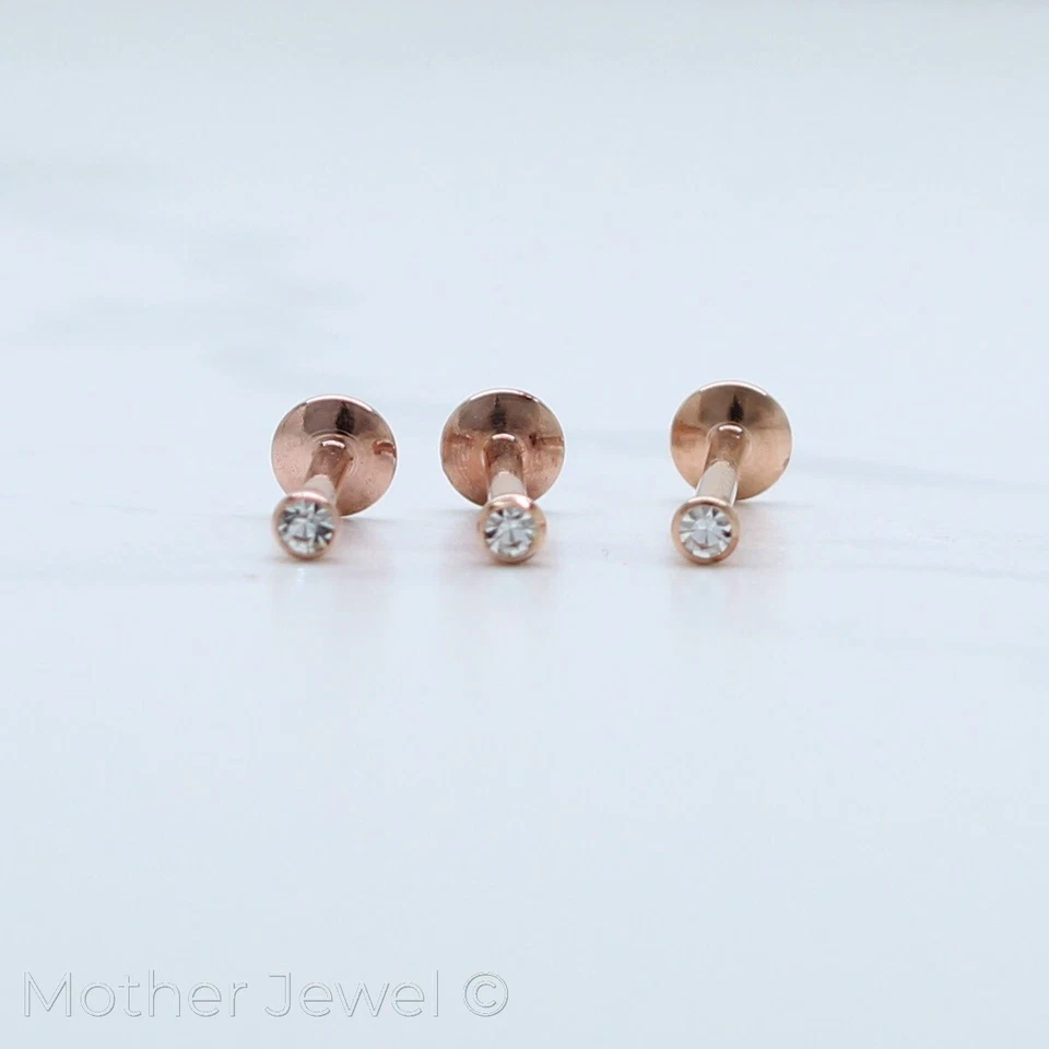 PENDIENTE CARTÍLAGO LABRET TRAGUS MONROE DIAMANTE SIMULADO GP ORO ROSA 16G Foto 2 de 4