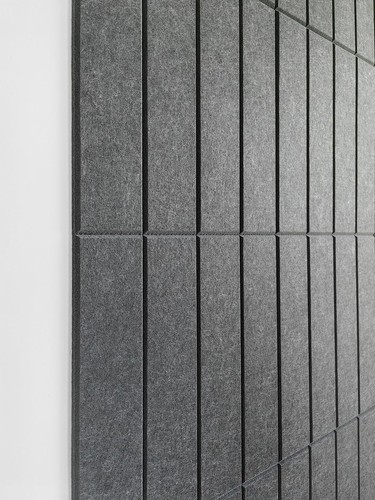 Modular Gray-Black Felt Wall Tiles - 24 Panels for Stylish Bulletin Boards - Picture 5 of 8