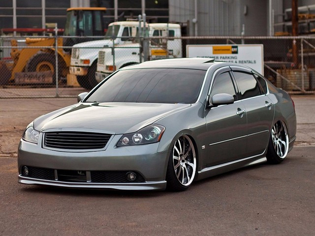 Infiniti m35 y50