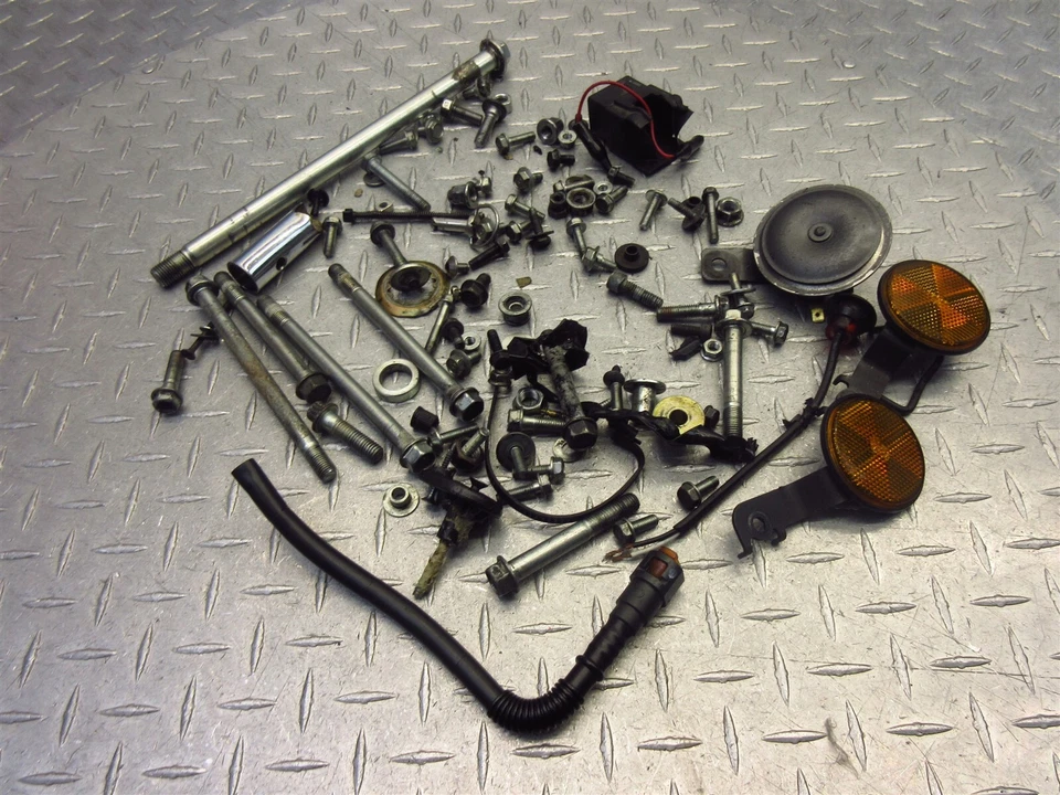 Honda CBR300 CBR300R 2016 15-19 hardware tuercas pernos tornillos varios etc lote OEM Foto 3 de 4