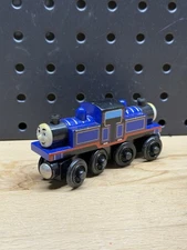 FACE DISCOLORATION Thomas & Friends Wooden Railway Train Engine Mighty Mac