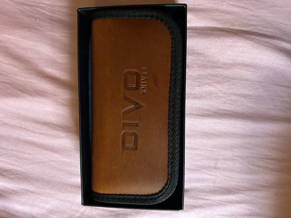 Cuchillos Divo Buzzsfox Piedra Lavado Titanio 20cv Satinado Titanio Navaja de Bolsillo Foto 4 de 4