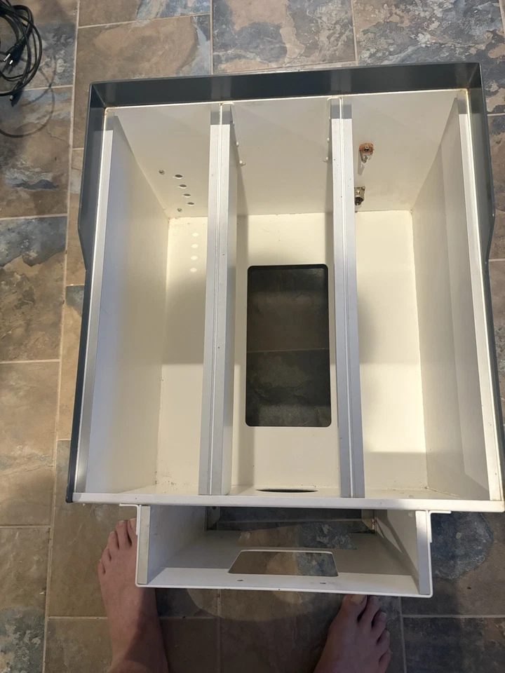 Réplica de pedestal de 3 bahías Boeing 737NG de Lauritz Aviation Foto 2 de 4