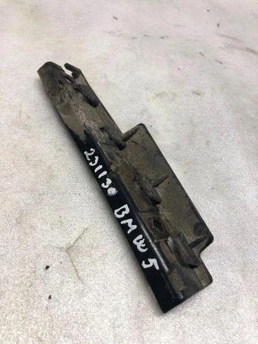 BMW 5 E60 Kotflügelhalter vorne links 51777066227 3.00 Diesel 2008 32124305