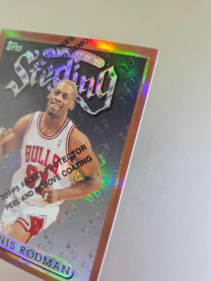 1996-97 Topps Finest - Bronce Dennis Rodman #5 Refractor Chicago Bulls 🏆 Foto 4 de 4