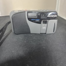 Olympus D200L Digital Camera  96s, In Working Condition
