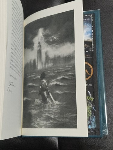 Rick Riordan Lightning Thief B&N Collector's Edition Percy Jackson HC NF / VG+ - Picture 5 of 6