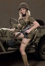 Usa Ww Ii Photo -- Beautiful Woman In Willy Jeep Usa Ww Ii Photo -- Beautiful Woman In Willy Jeep