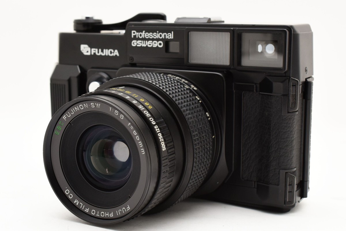 Near Mint】Fujica Fujifilm Fuji GSW690 Medium Format Film Camera