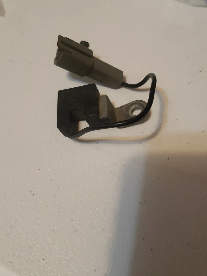 Комплект катушек зажигания двигателя Lincoln Navigator 5.4 DOHC 2000-2006 годов выпуска с радиоподавлением - Изображение 2 из 4